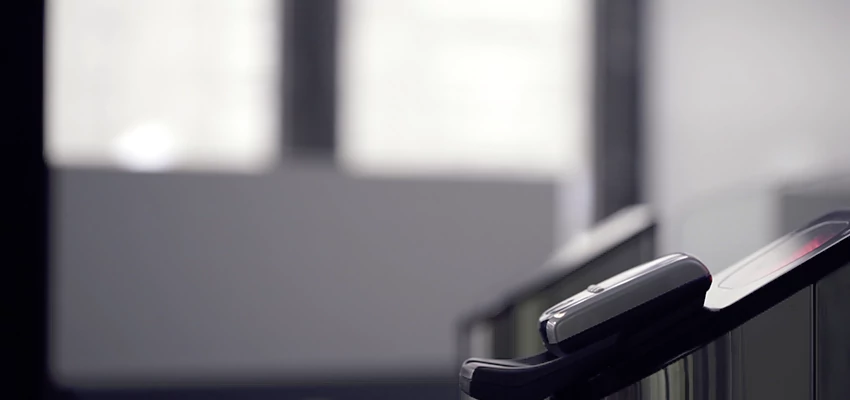 Commercial Automatic Door Locks Repair in Vineyard, CA