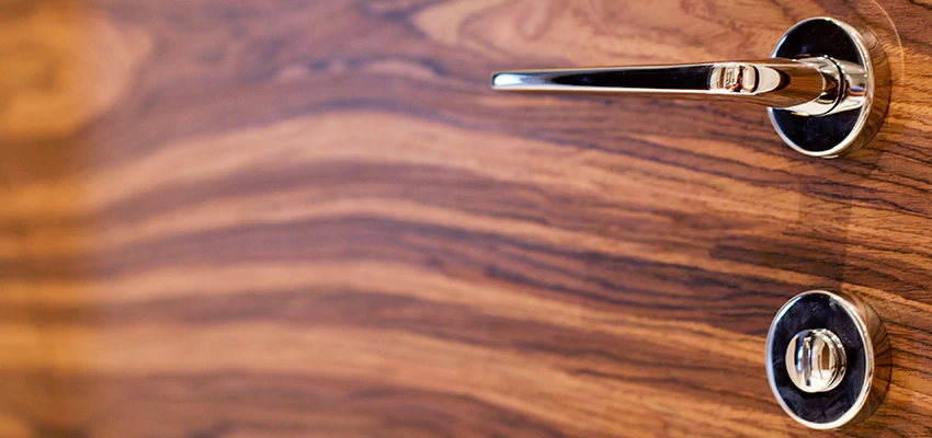 On Demand Locksmith For Key Fobs Repair in Vineyard, California