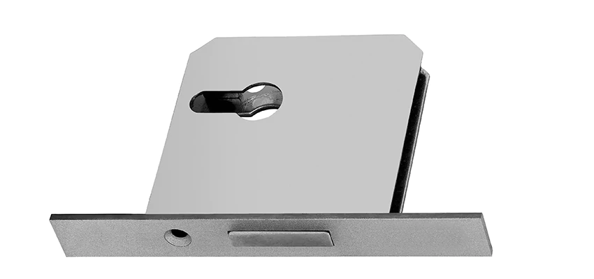 Fix A Deadbolt Door Lock in Vineyard, California